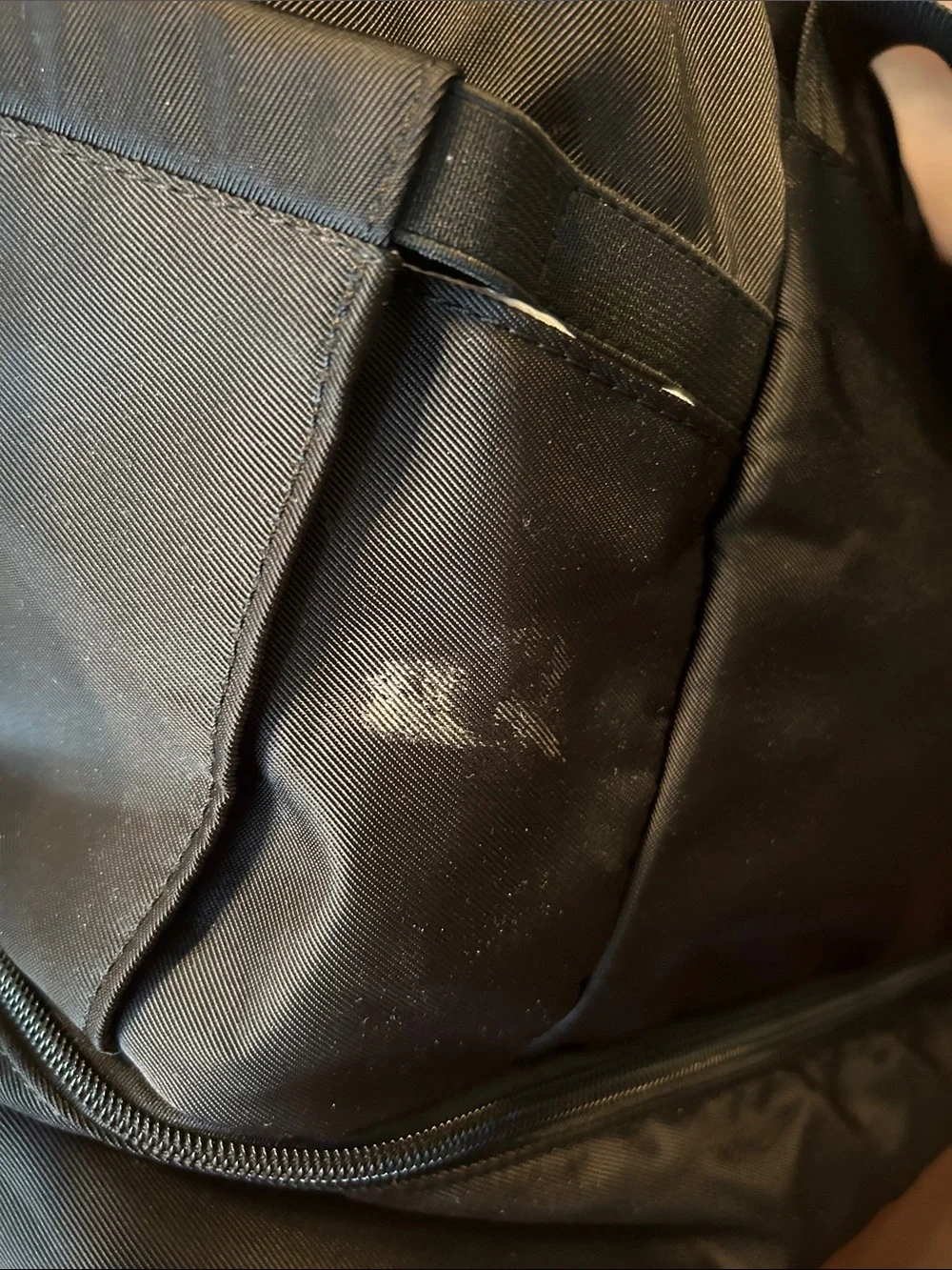 Black Men's Duffel Bag - Versatile Travel & Gym Carryall